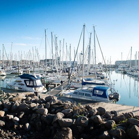 Rooms At Haslar Marina 戈斯波特 外观 照片